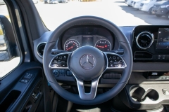 MercedesBenz-Sprinter-2500-Passenger_MV1412-32